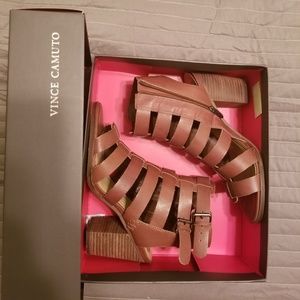 Vince Camuto 7.5 sandals